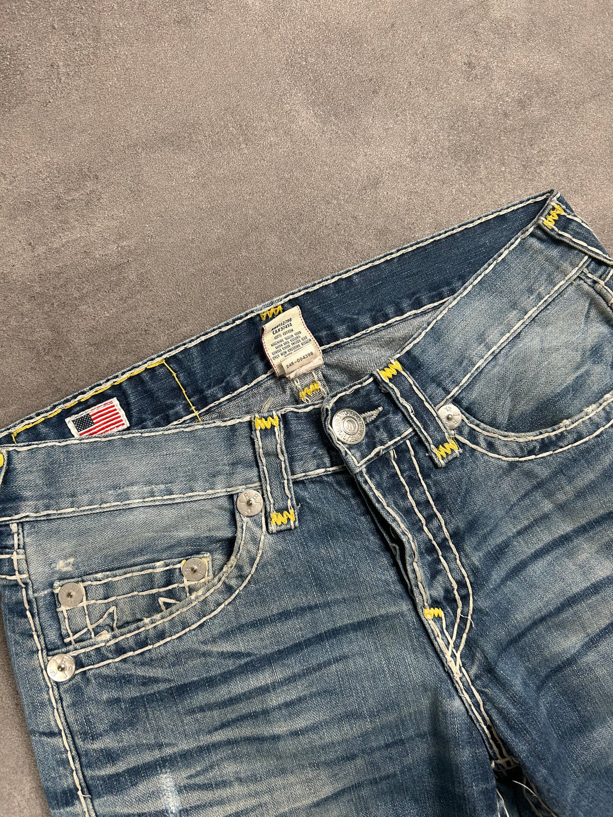 True Religion Slim Straight Jeans (S)
