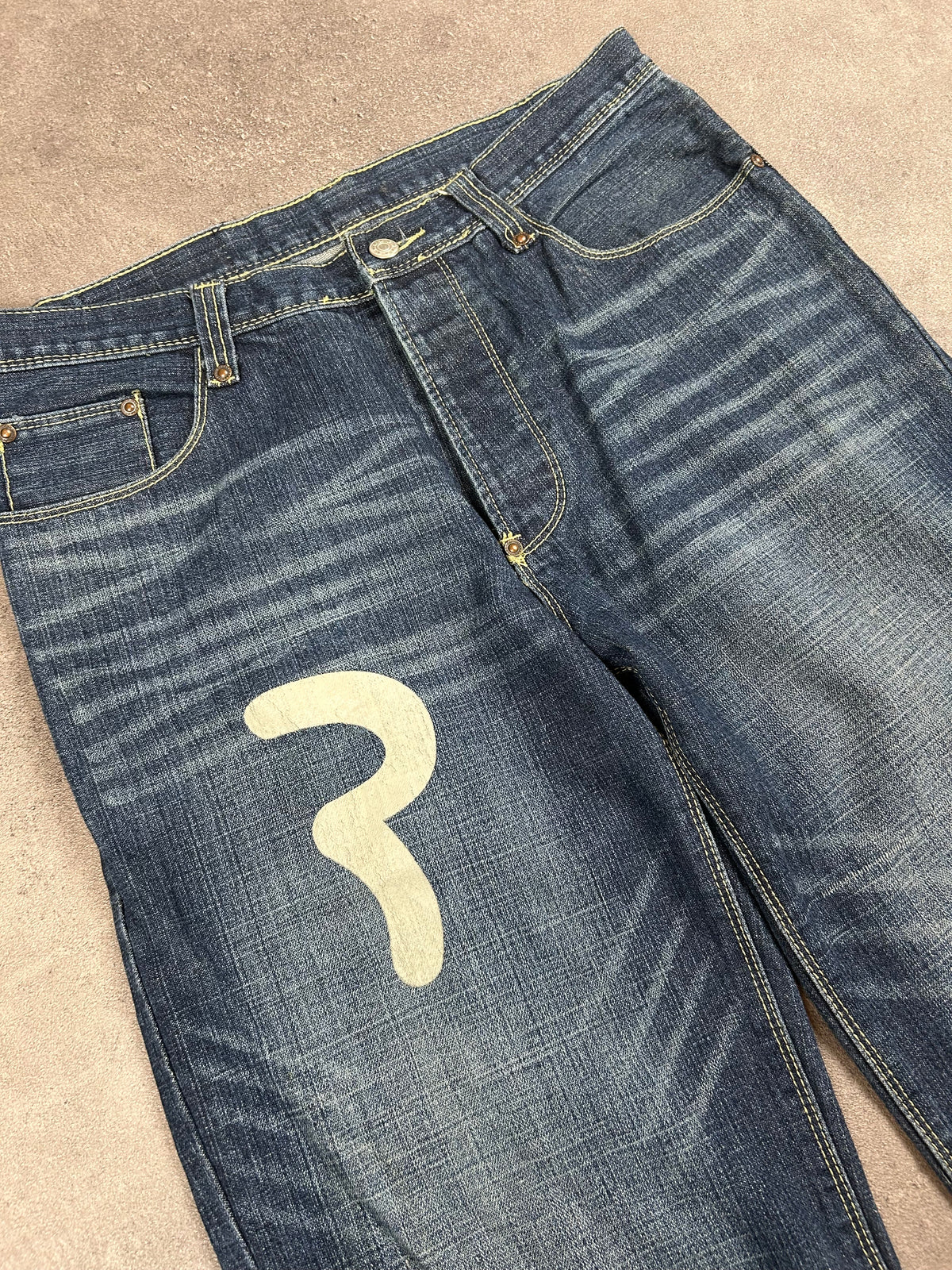 Evisu Relaxed Straight Jeans (S)