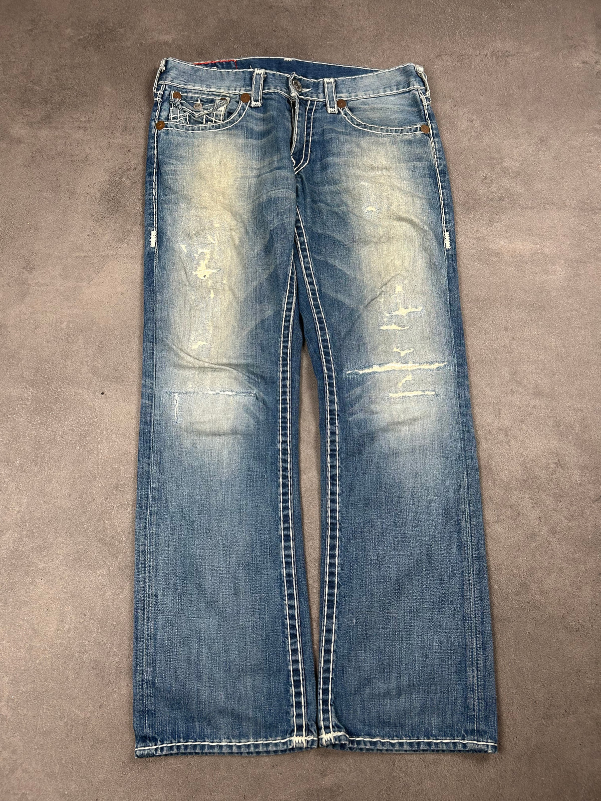 True Religion Relaxed Straight Jeans (XL)