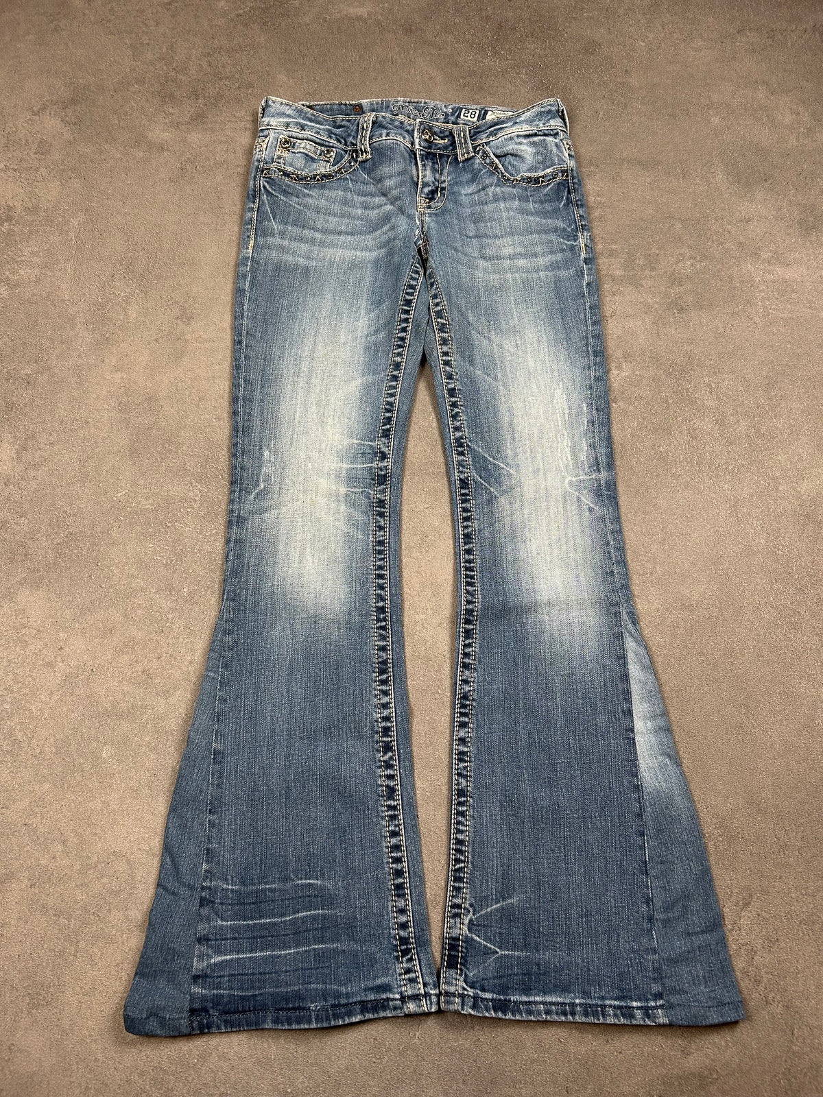 Miss Me Flared Jeans (S 36)