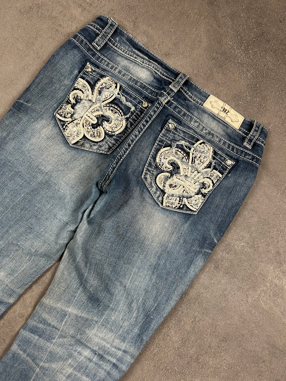 Miss Me Bootcut Jeans (M 38)