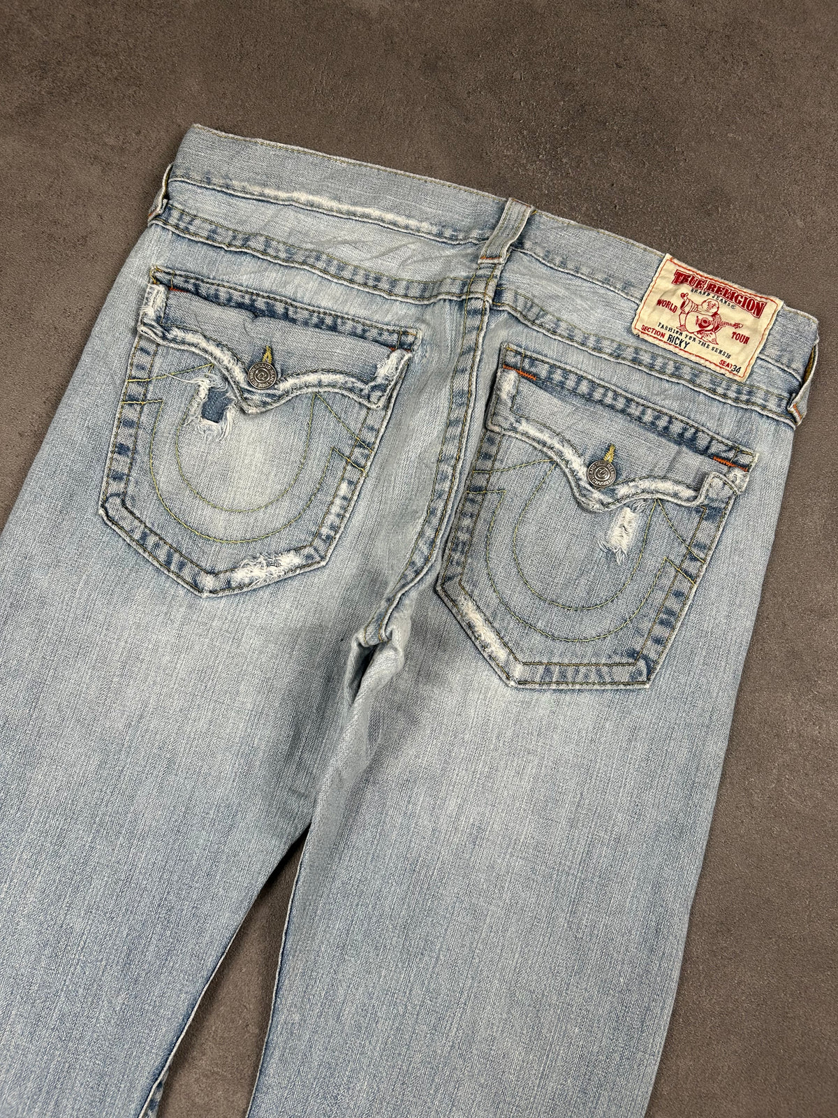 True Religion Relaxed Straight Jeans (XL)