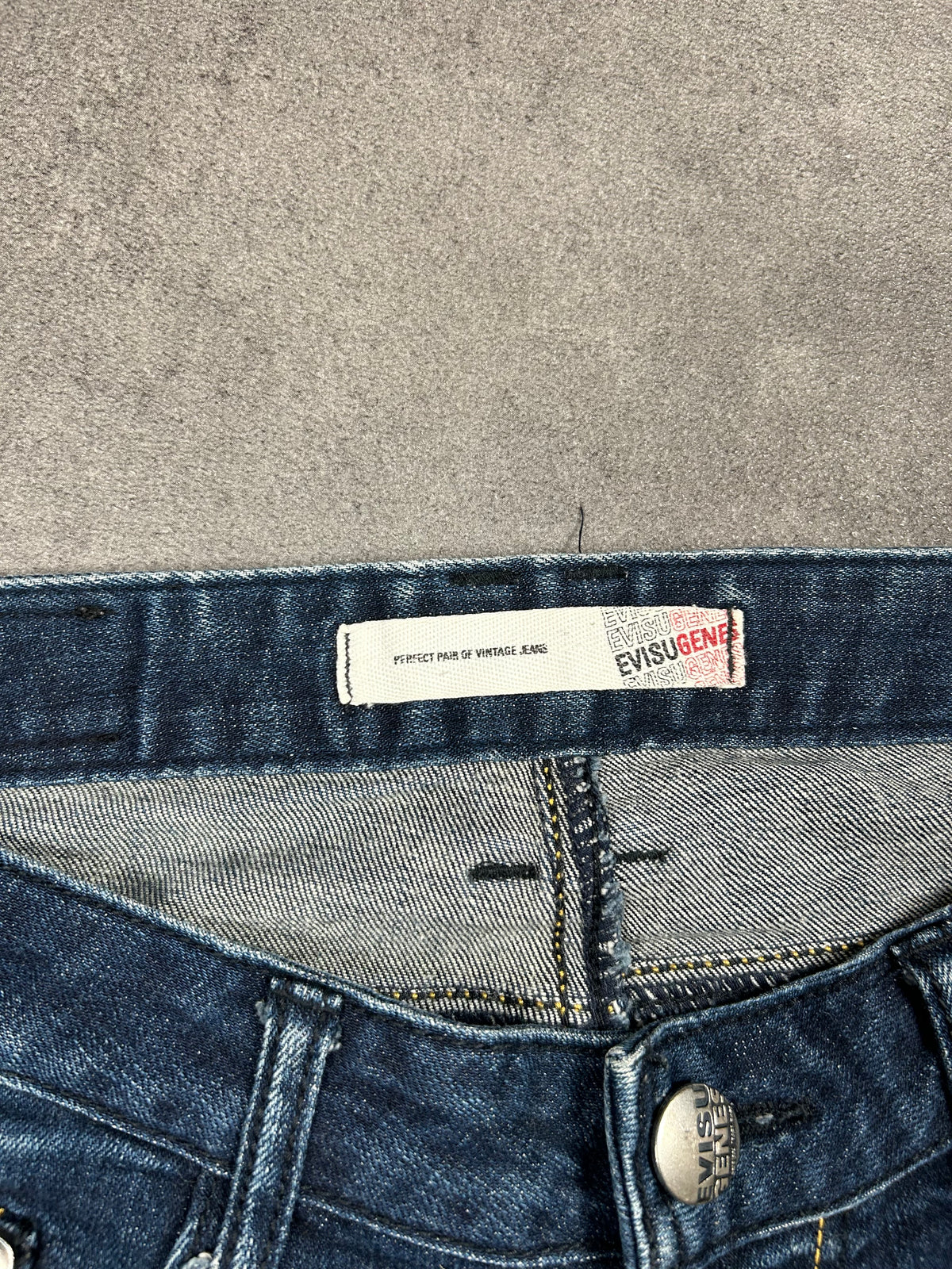 Evisu Bootcut Jeans (S 36)
